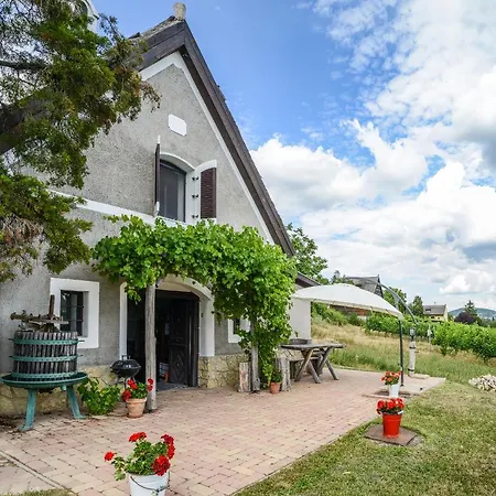 Mali Pince Holiday home Aszofo