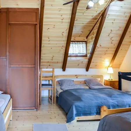 Holiday home Mali Pince