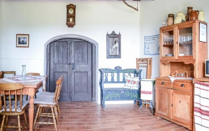 Máli Pince Casa de Férias