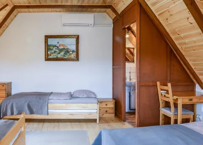 Máli Pince * Aszofo